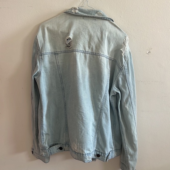 Jean jacket - Picture 2 of 3
